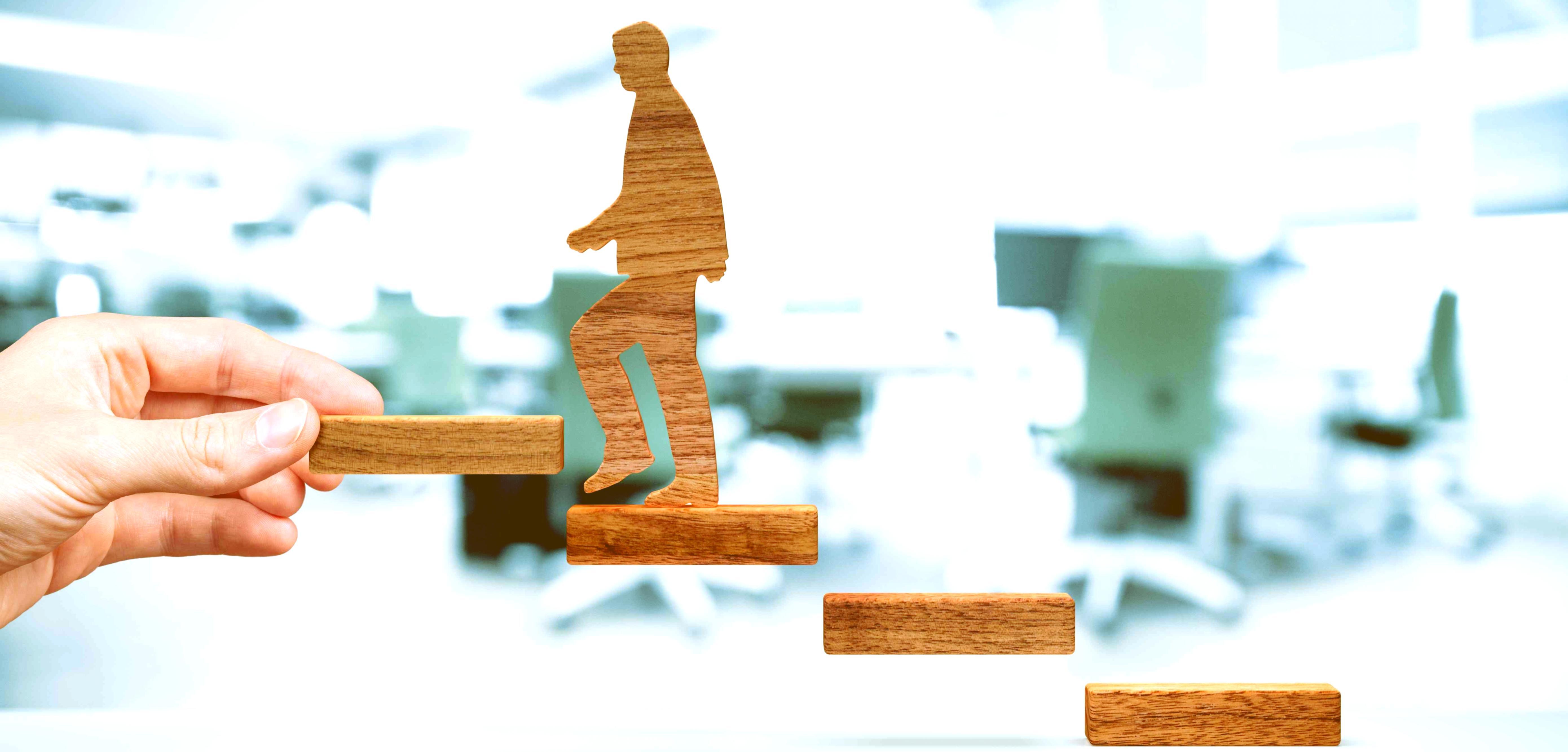 Beratungsgespräch zur finanziellen Absicherung in Köln